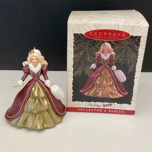 1996 Hallmark holiday barbie ornament w box.